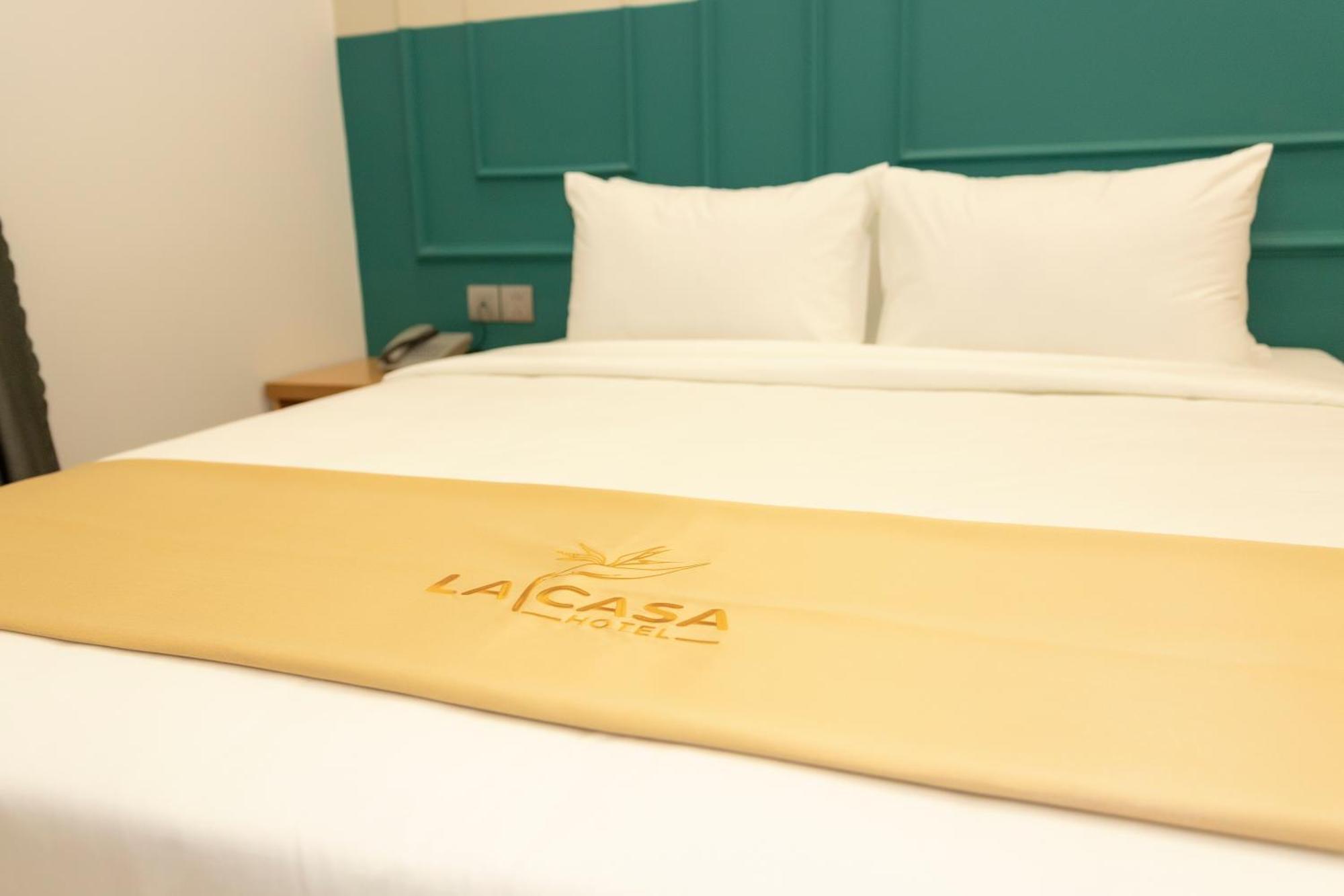 La Casa Tuy Hoa Hotell Exteriör bild